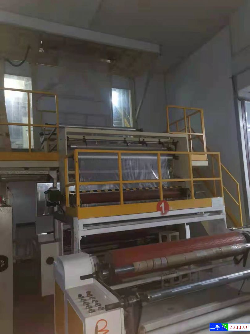 科志达三层共挤1800吹膜机-2