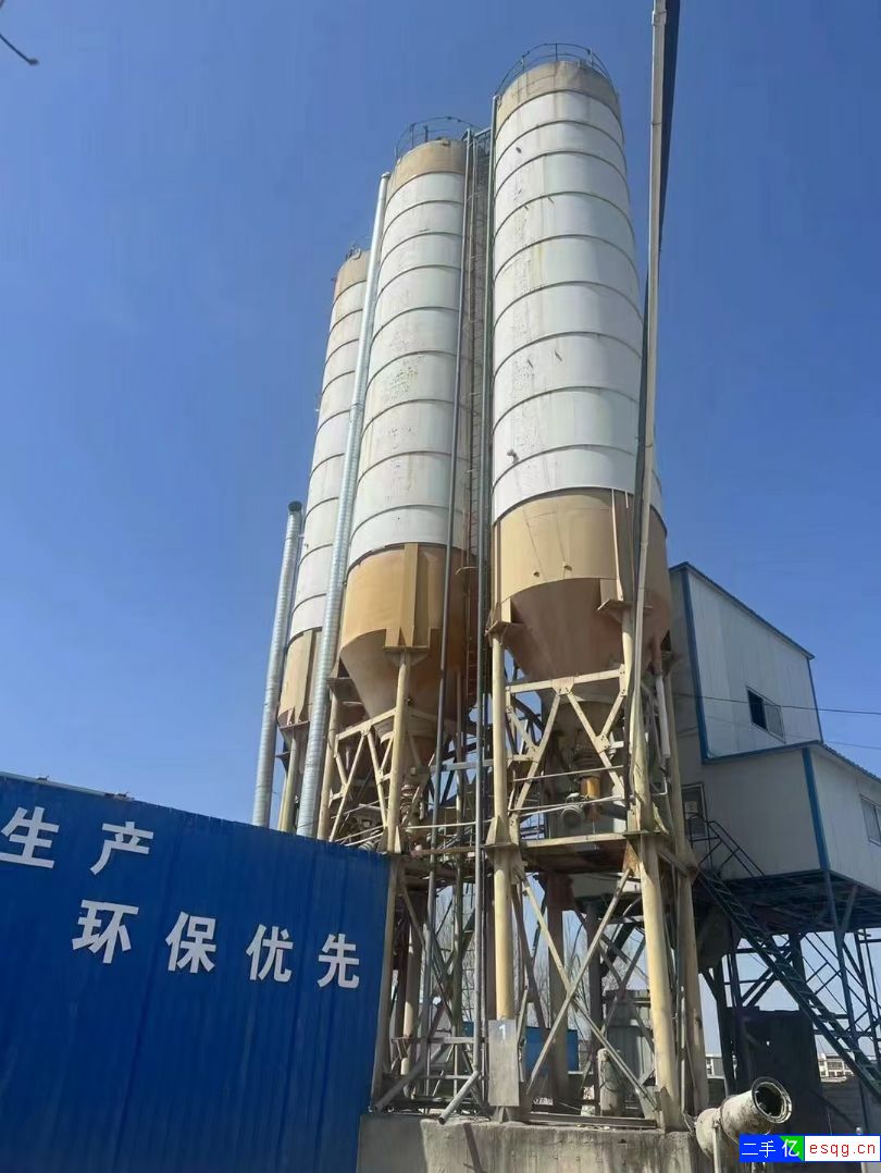 临沂出售200吨水泥仓4台，直径3.6米，卸料高度-2