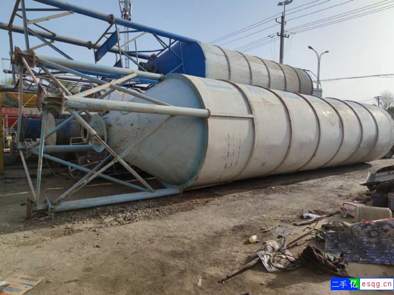 甘肃庆阳低价处理110吨一台水泥仓，120吨四个水-1