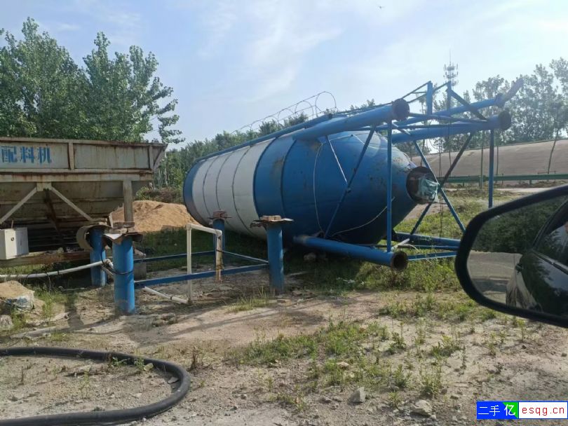 超低价处理两个100吨水泥罐。-2