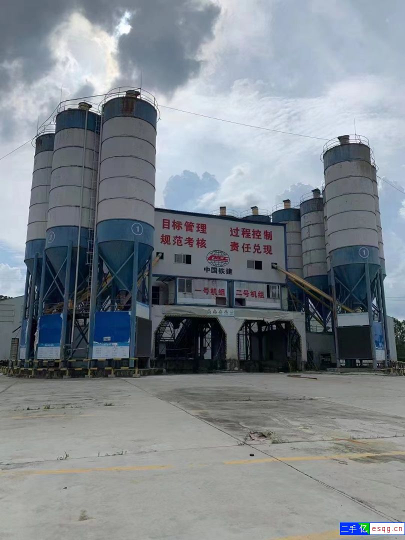 低价处理14个200吨水泥仓-1