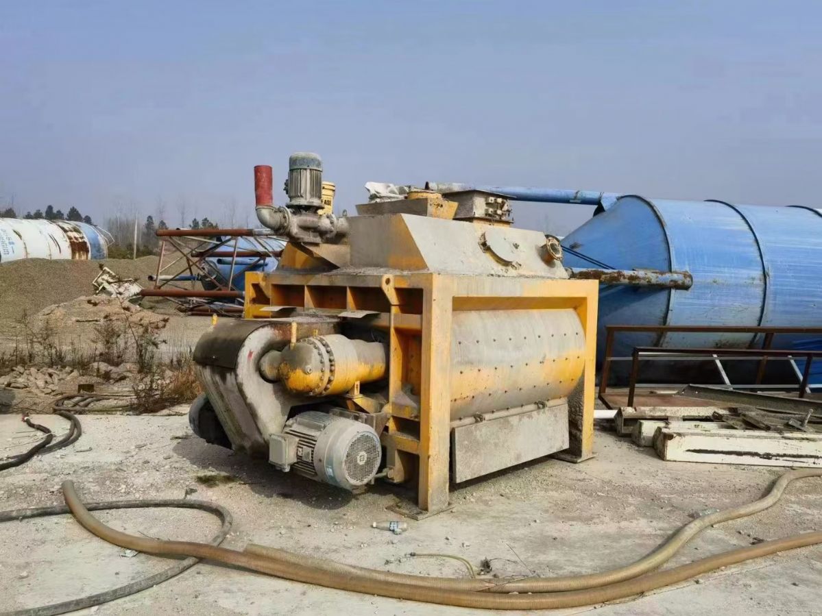 湖北随州：低价处理2018年出厂150搅拌站（品牌-1