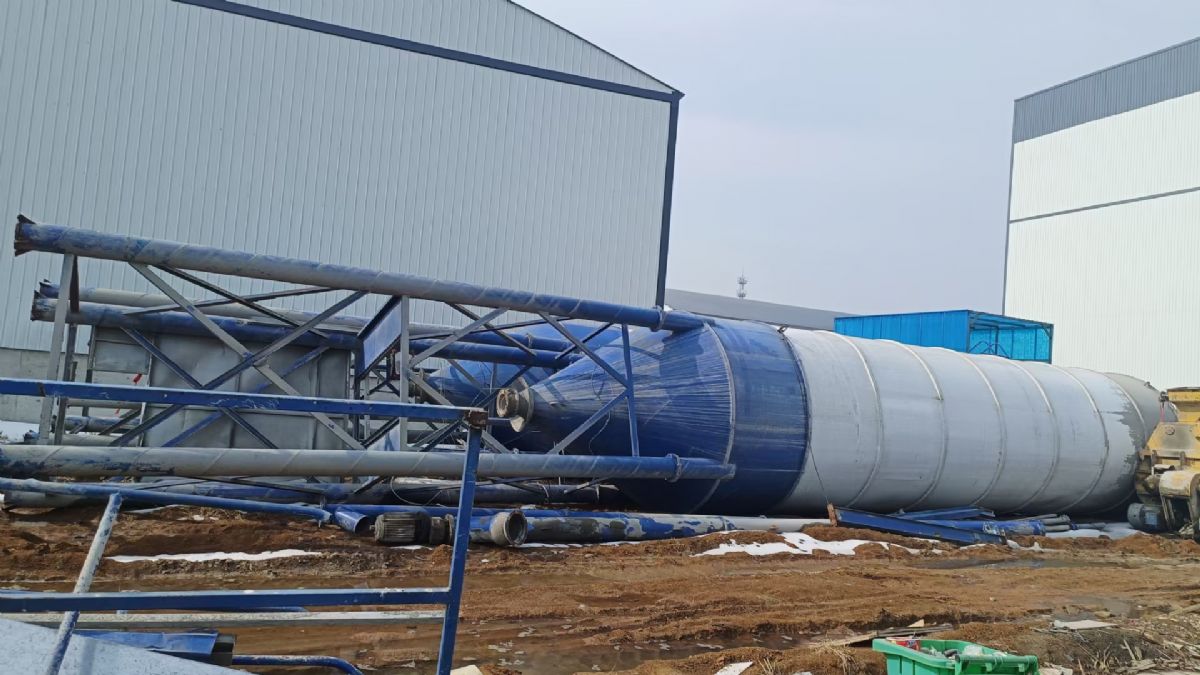 转让九成新二手150吨水泥仓两台-2