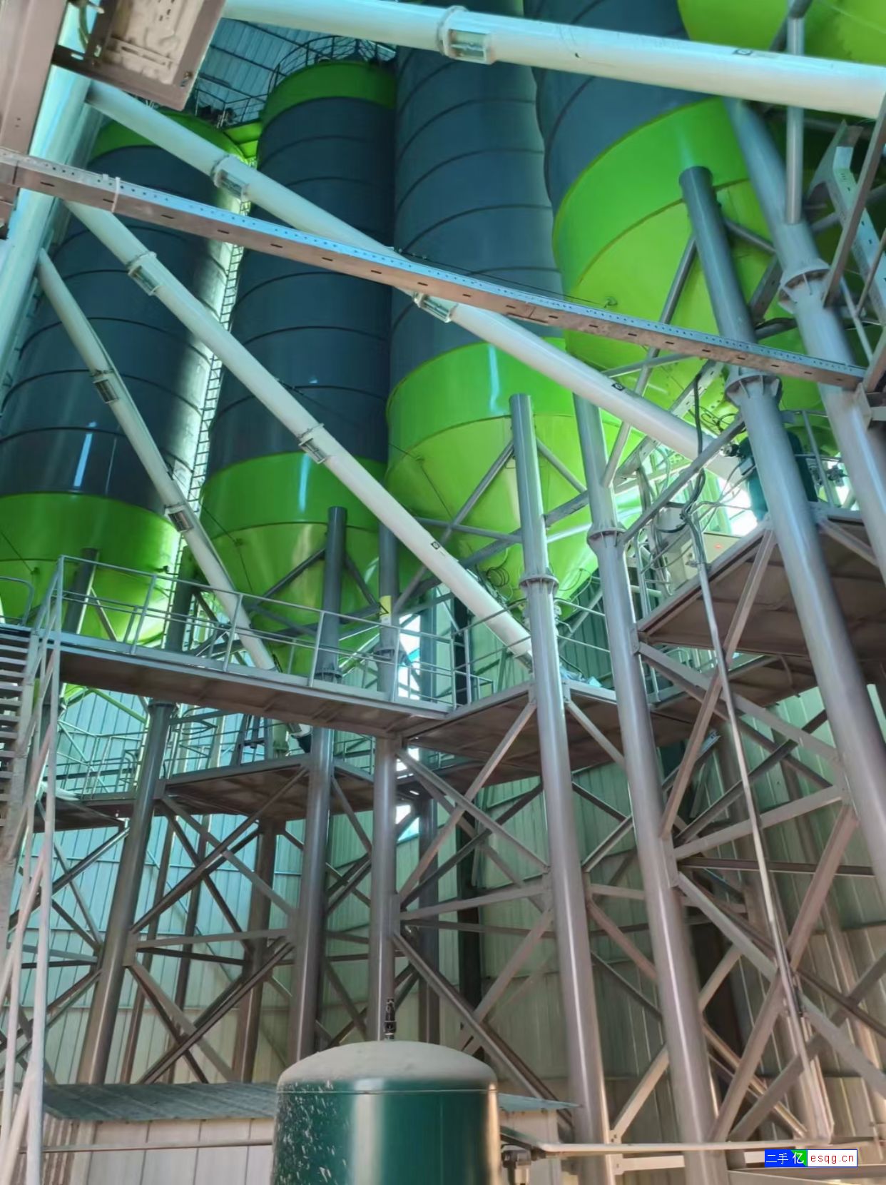 转让9.9成新中联重科180搅拌站-1