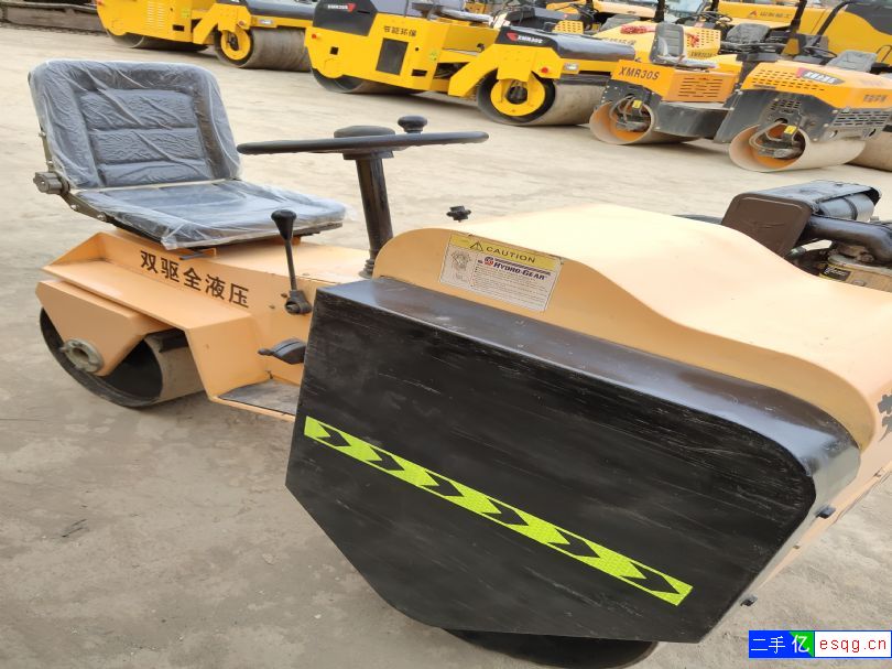 1吨3吨4吨压路机 二手双钢轮压路机出售-2