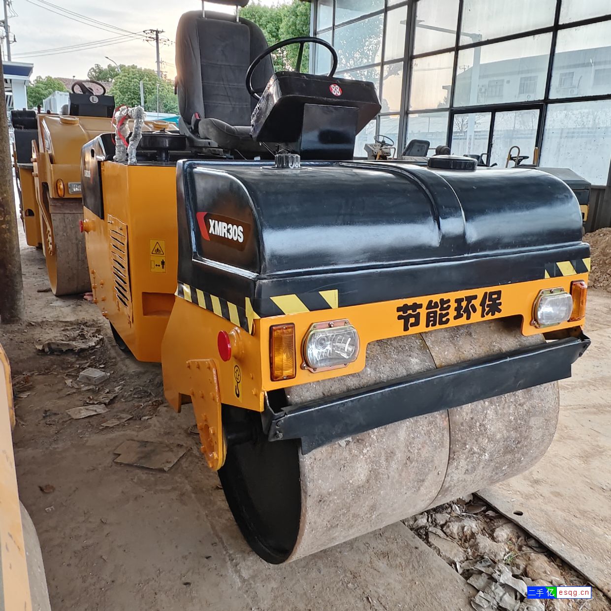 小型震动压路机二手小轧道机3吨可以坐-3