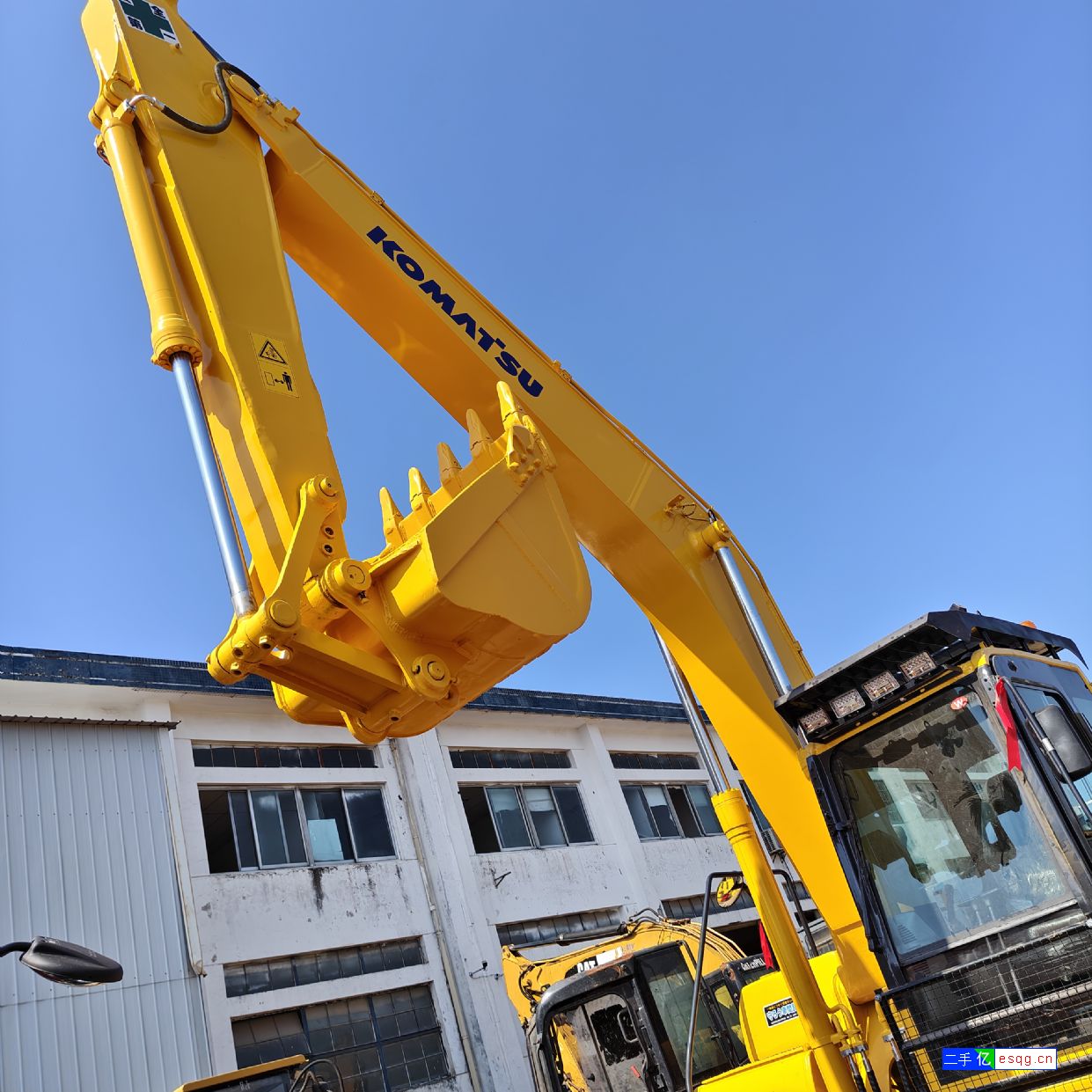 日本原装小松210挖掘机二手出口-3