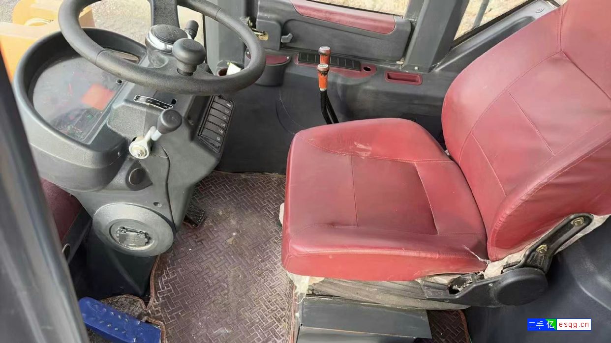 二手50装载机龙工牌高卸王855N新款-3