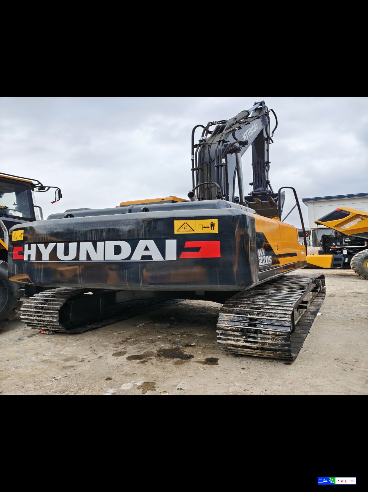 现代HX220S挖掘机二手原装康明斯动力出口-2