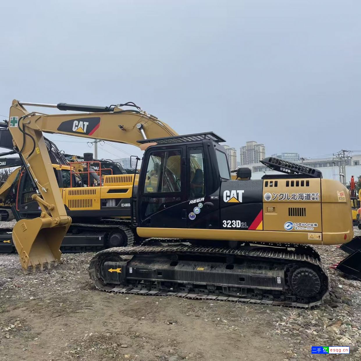 卡特323挖掘机出口外贸二手CAT钩机-1