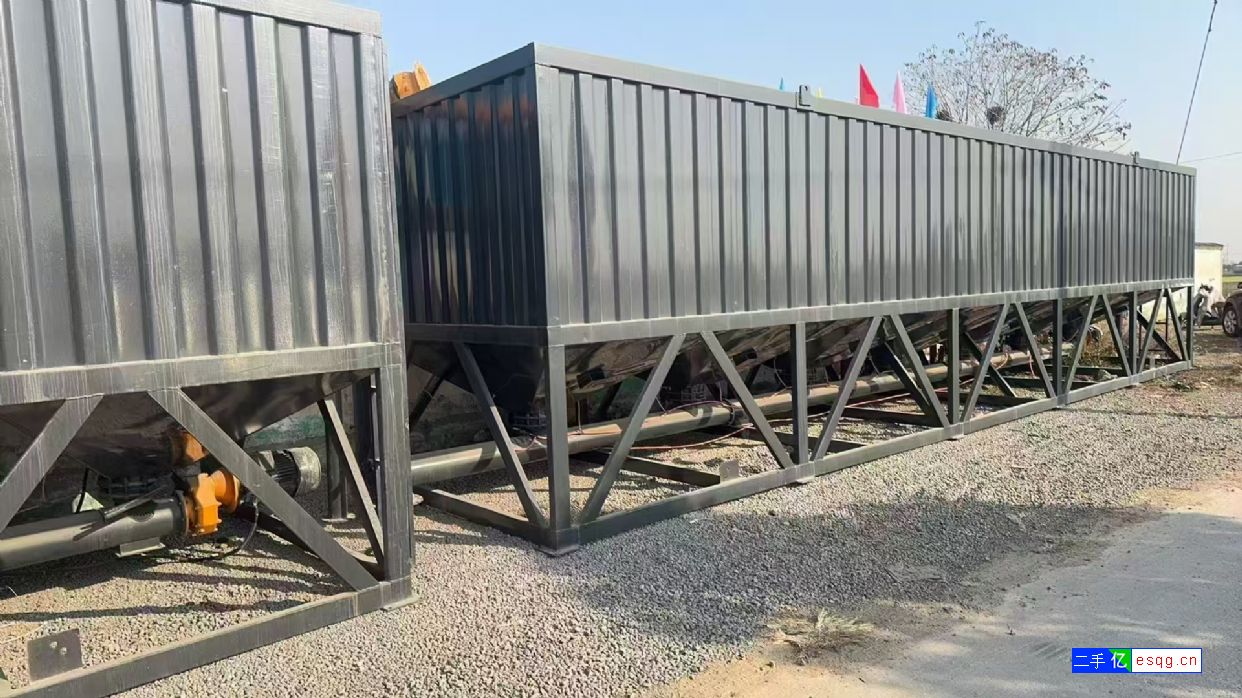 河南郑州：便宜处理2台100吨卧式水泥罐，2024-2