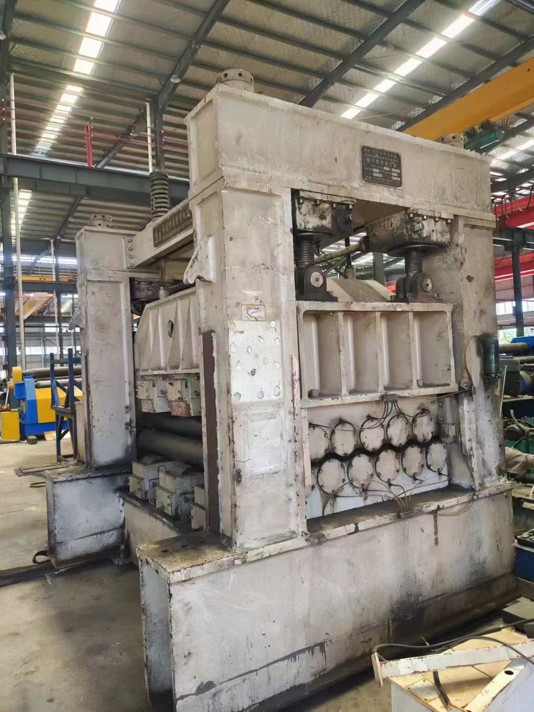 聊城出售11辊校平机 型号20*2000,重量31-2