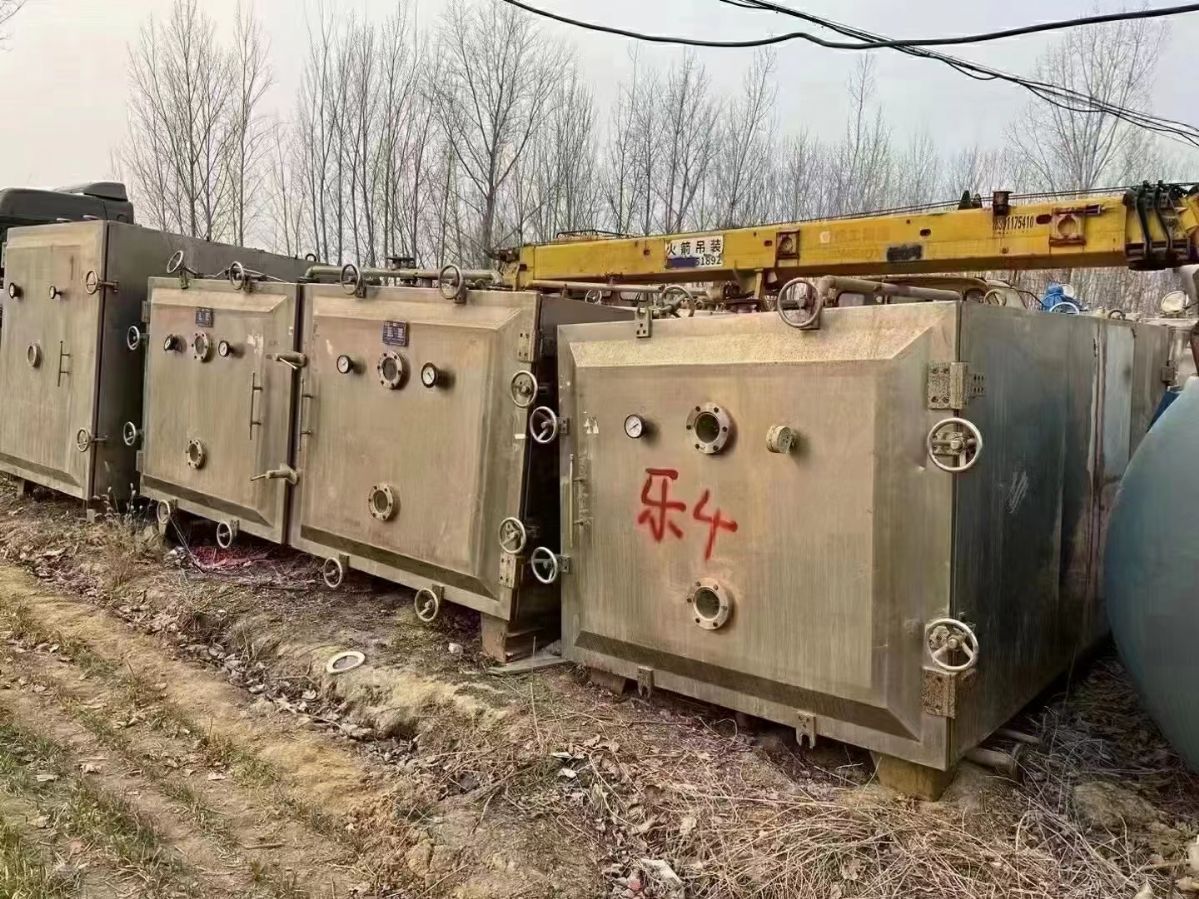 出售15型20型30型真空箱式干燥机，九成新-2