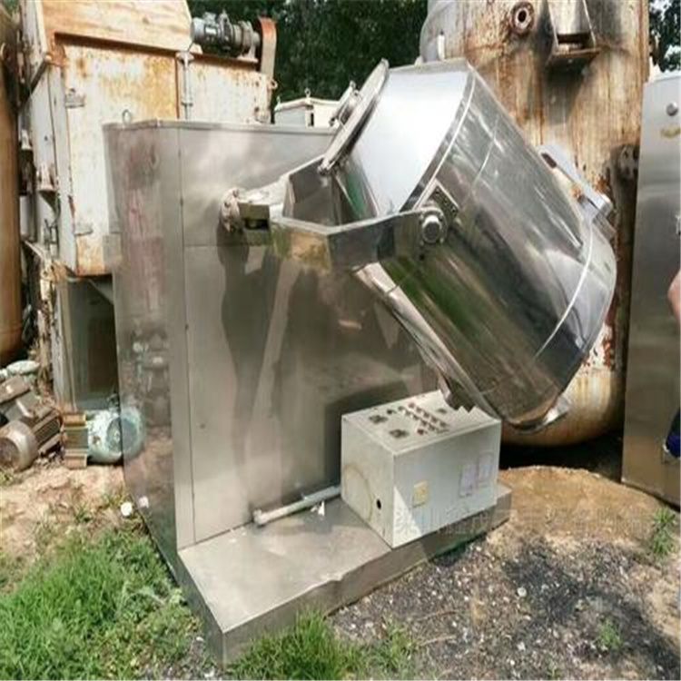 出售   二手300升三维混合机 三维混料机 现场-2