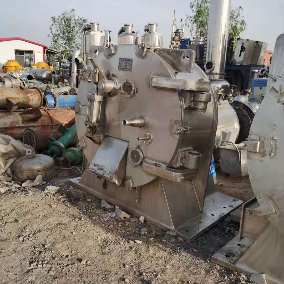 出售二手1600型卧式虹吸刮刀离心机-1