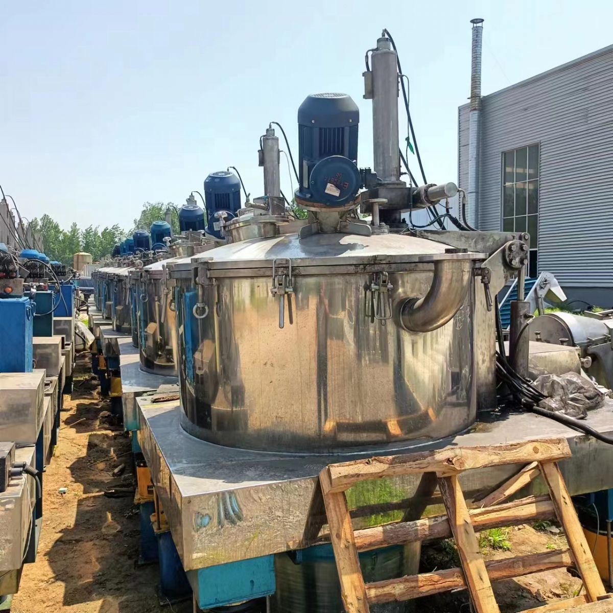 二手离心机二手1600型平板刮刀下卸料离心机-1