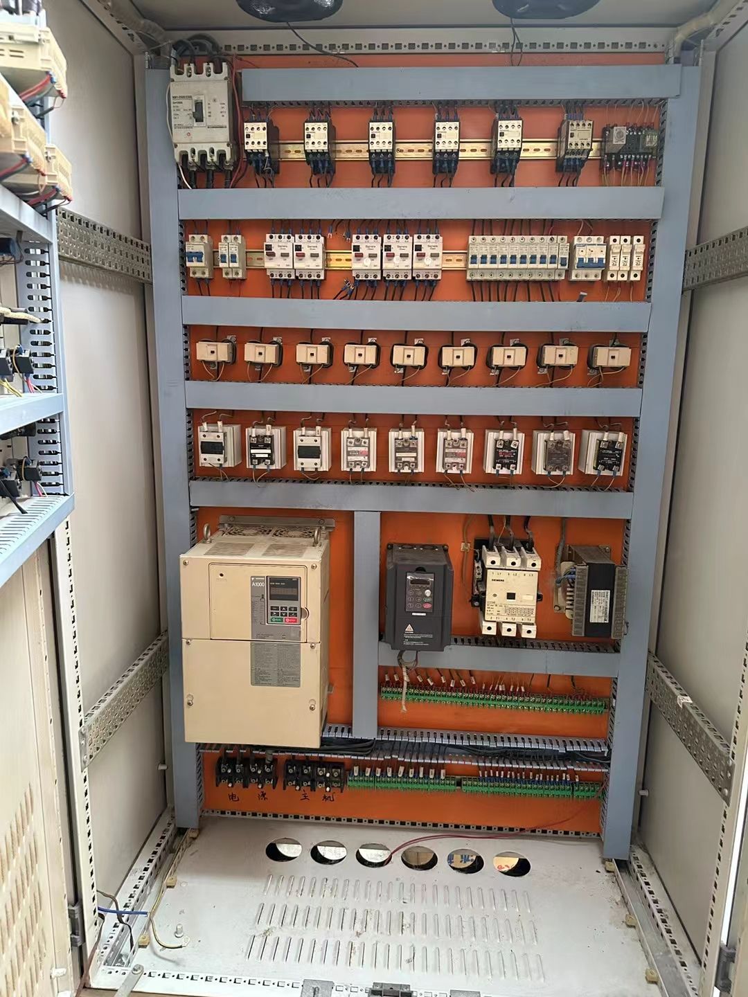 出售9成新二手南京广达造粒机一套-1