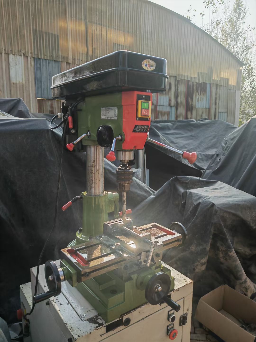 出售二手9成新西菱钻铣床-2