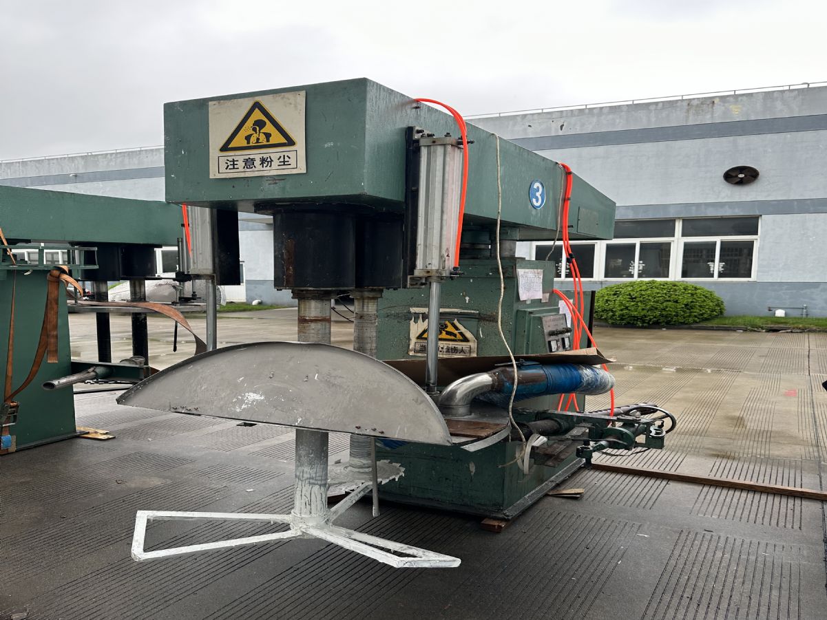 出售二手高速分散机 双轴分散机 油漆厂设备 型号齐-1