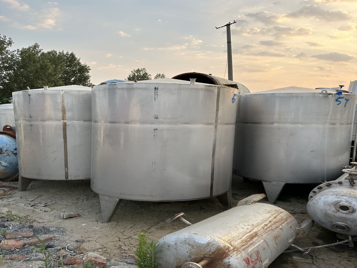 出售二手不锈钢立式储罐 各种型号规格 现货多台-1