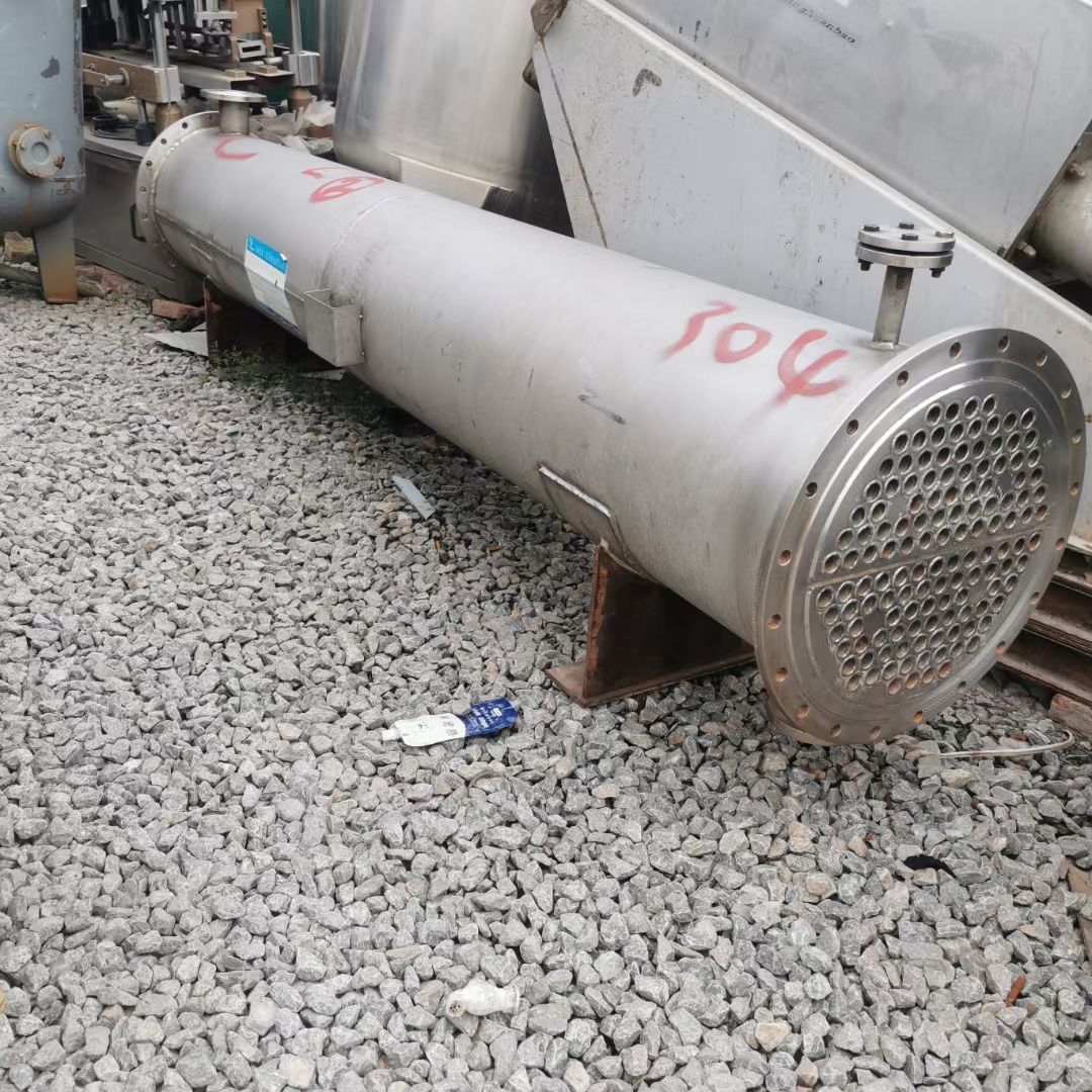 出售二手列管式冷凝器 不锈钢材质 各种规格 现货处-1