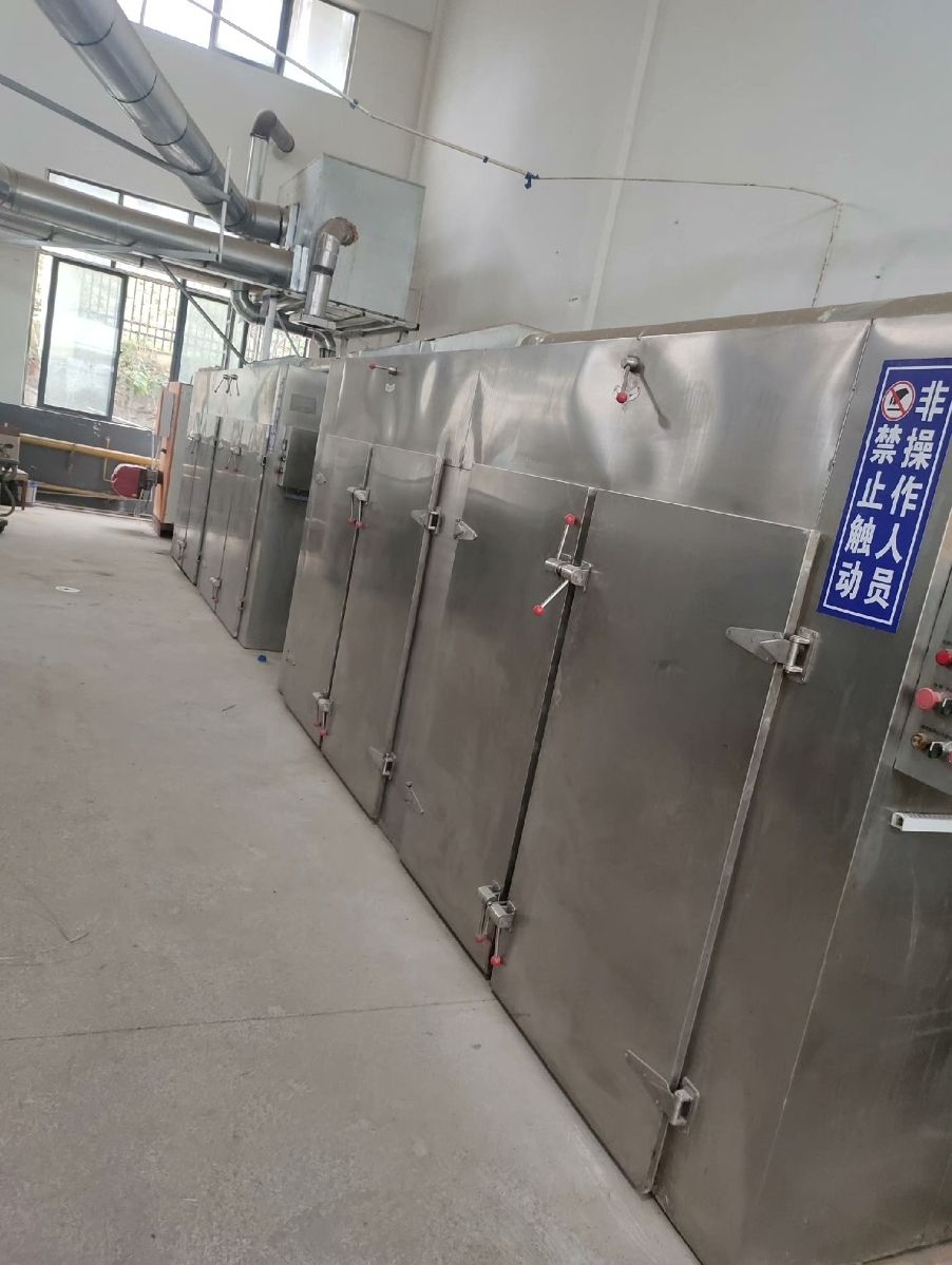 热风循环烘箱   九成新 配置4门8车 192个盘-2