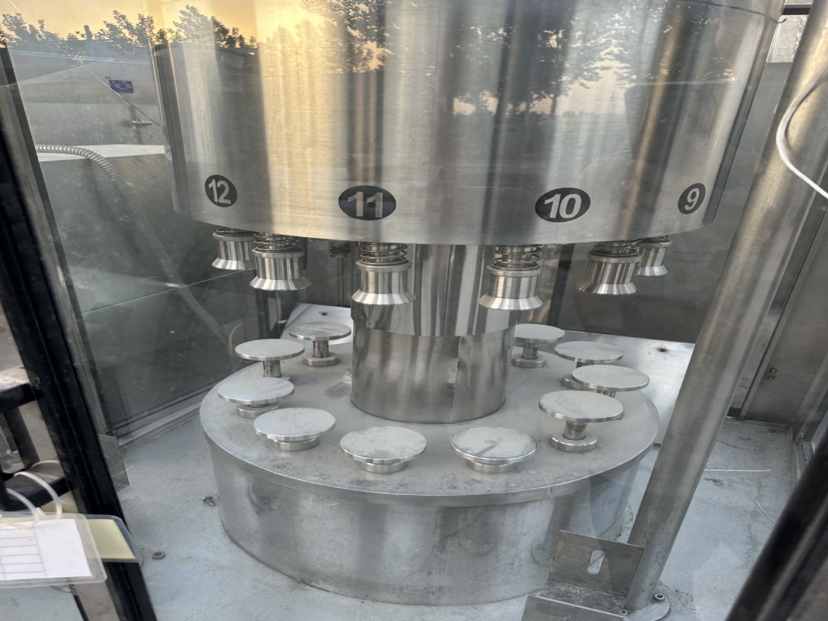 出售二手高精度罐装机 罐装一条线 现货多套-2