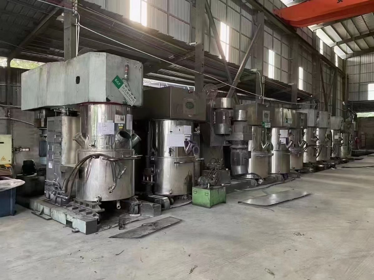 双行星搅拌机-1