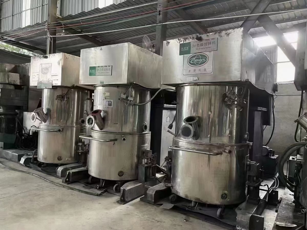 双行星搅拌机-2