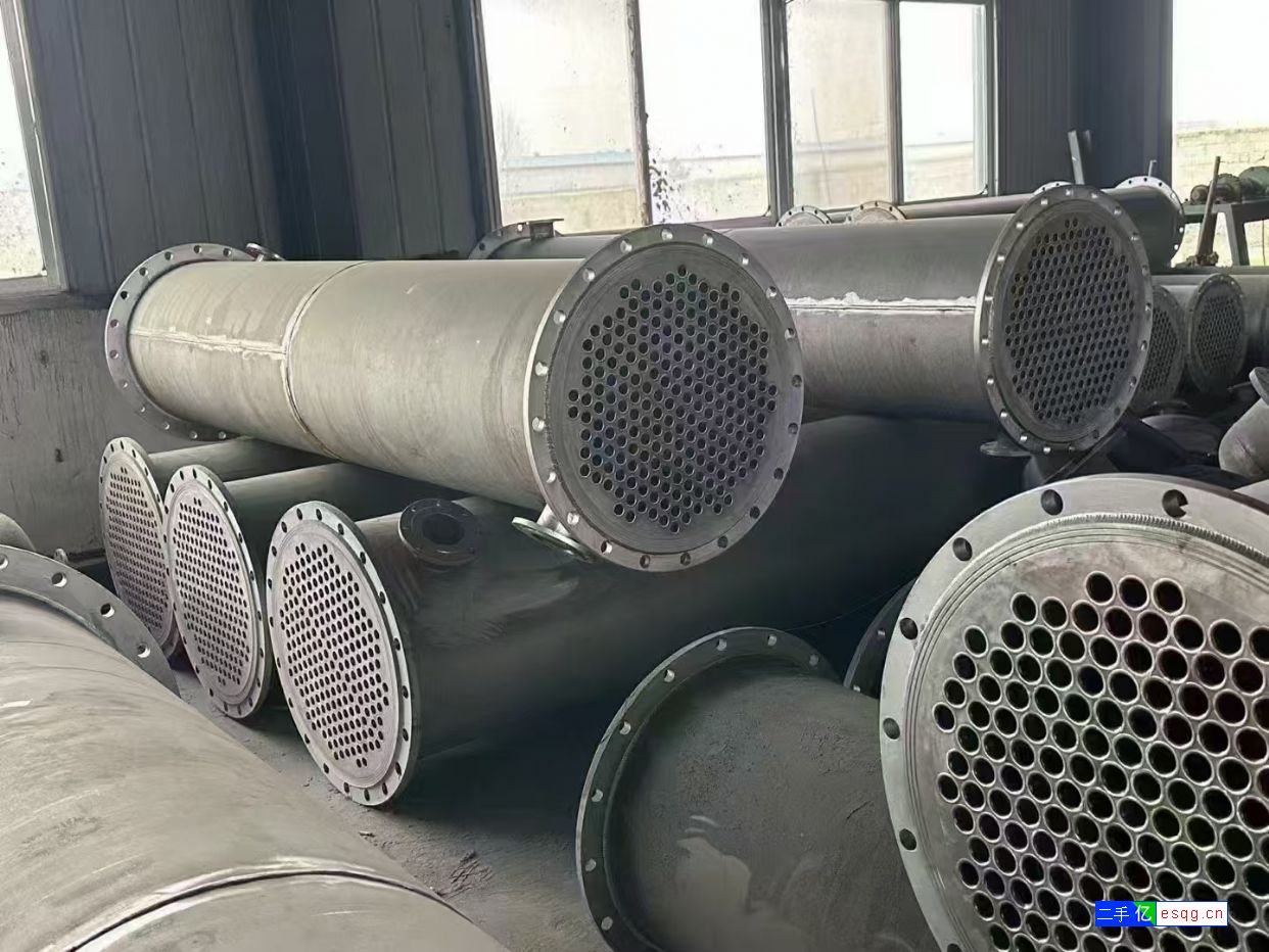 转让二手并加工定做各种型号列管冷凝器、储罐、搅拌罐-1