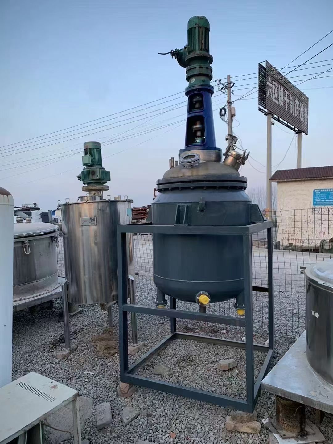 转让一台300升电加热不锈钢反应釜-1