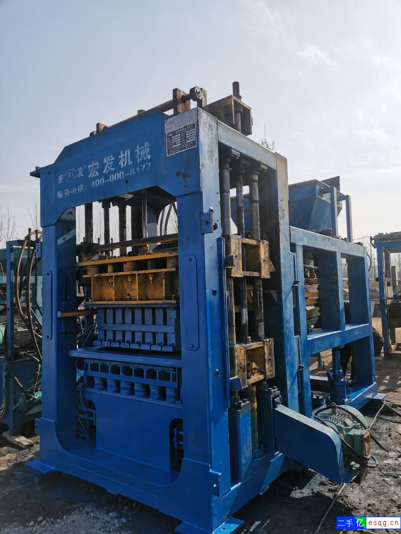 转让二手水泥砖机-1