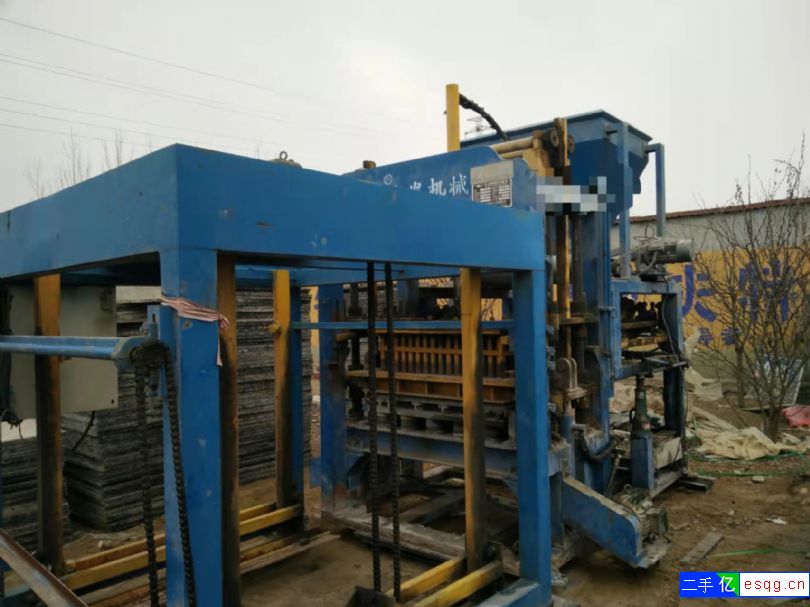 4-15水泥砖机-2