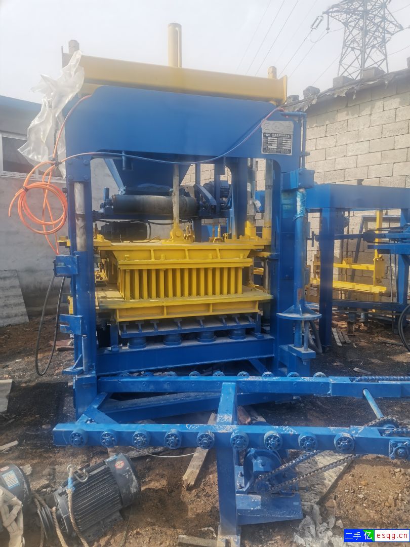 转让全自动水泥砖机-1