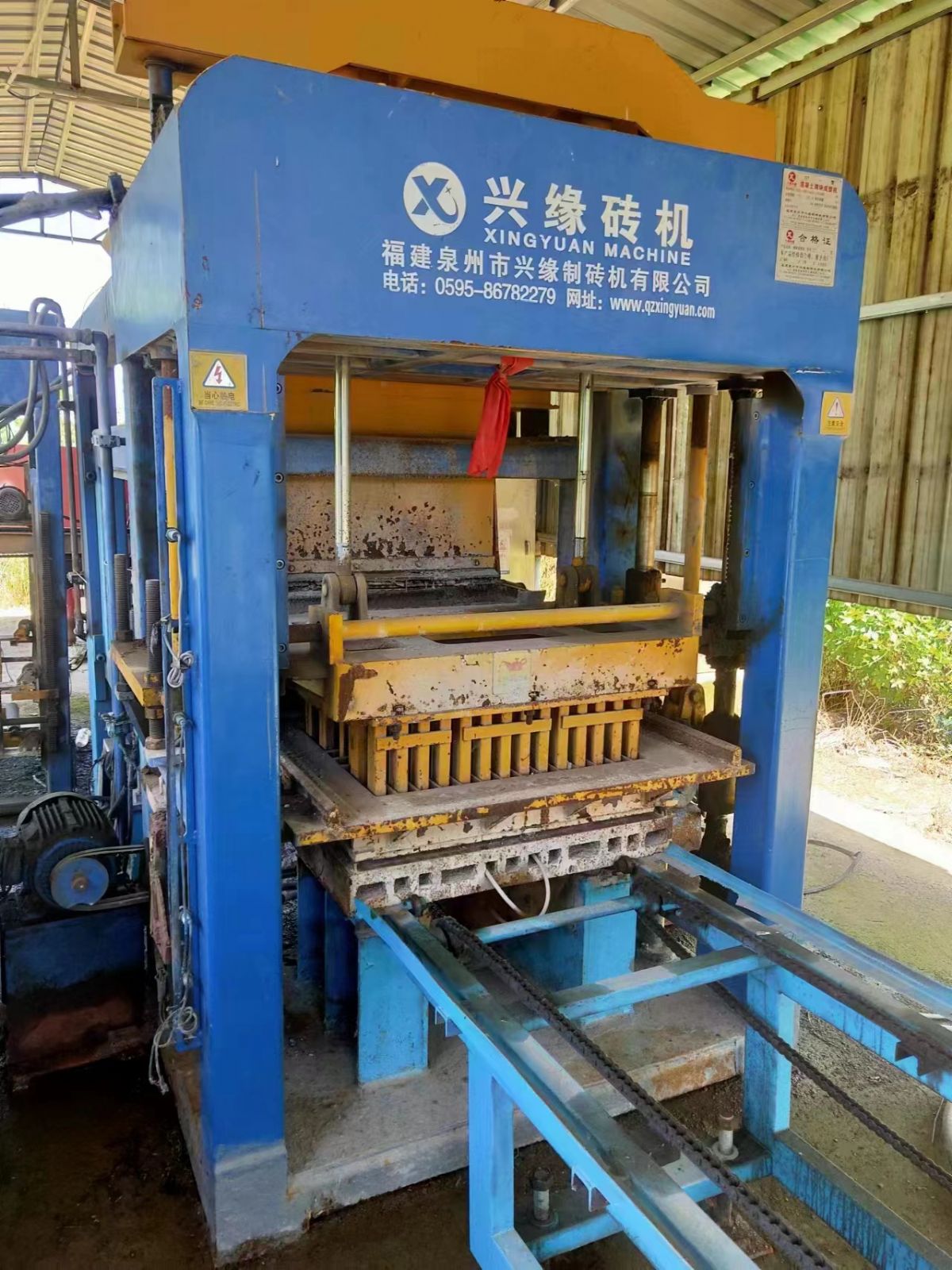 6-15全自动免烧砖机-1