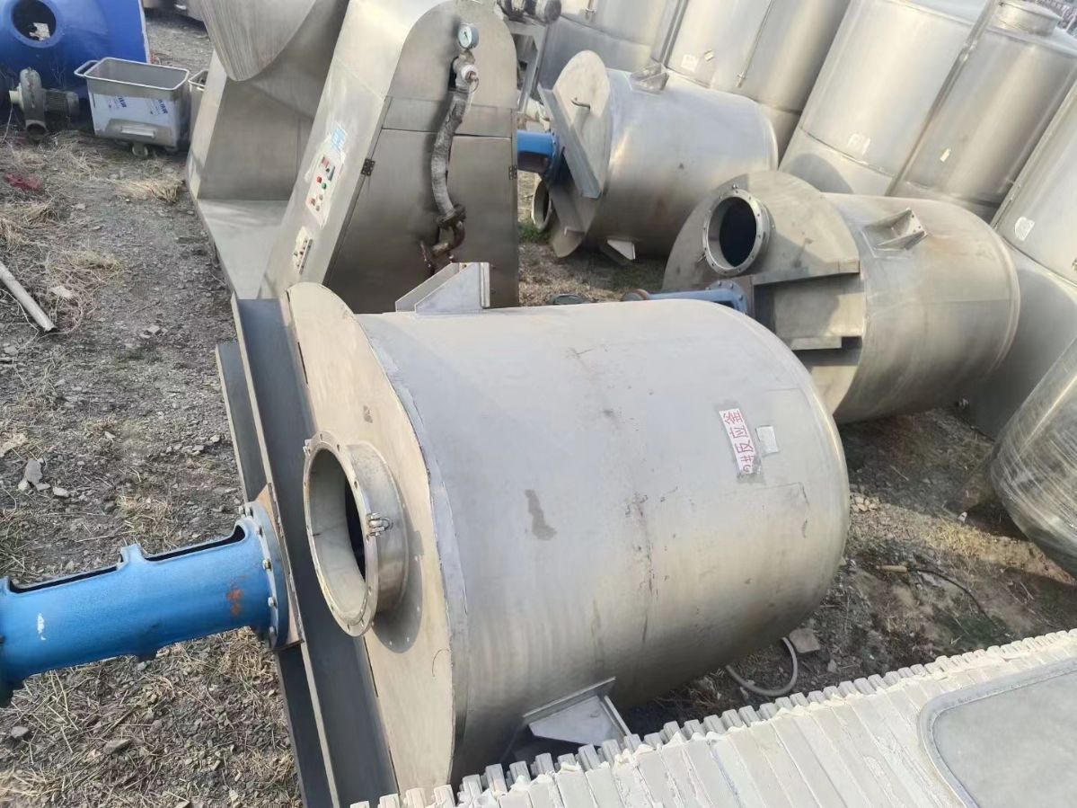 转让9成新二手不锈钢搅拌罐三台！-1