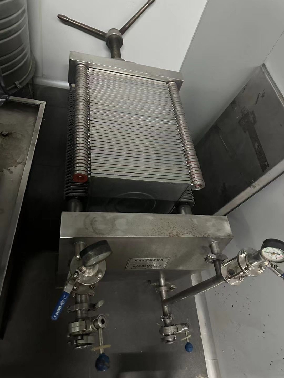 转让9成新二手不锈钢压滤机两台！-2