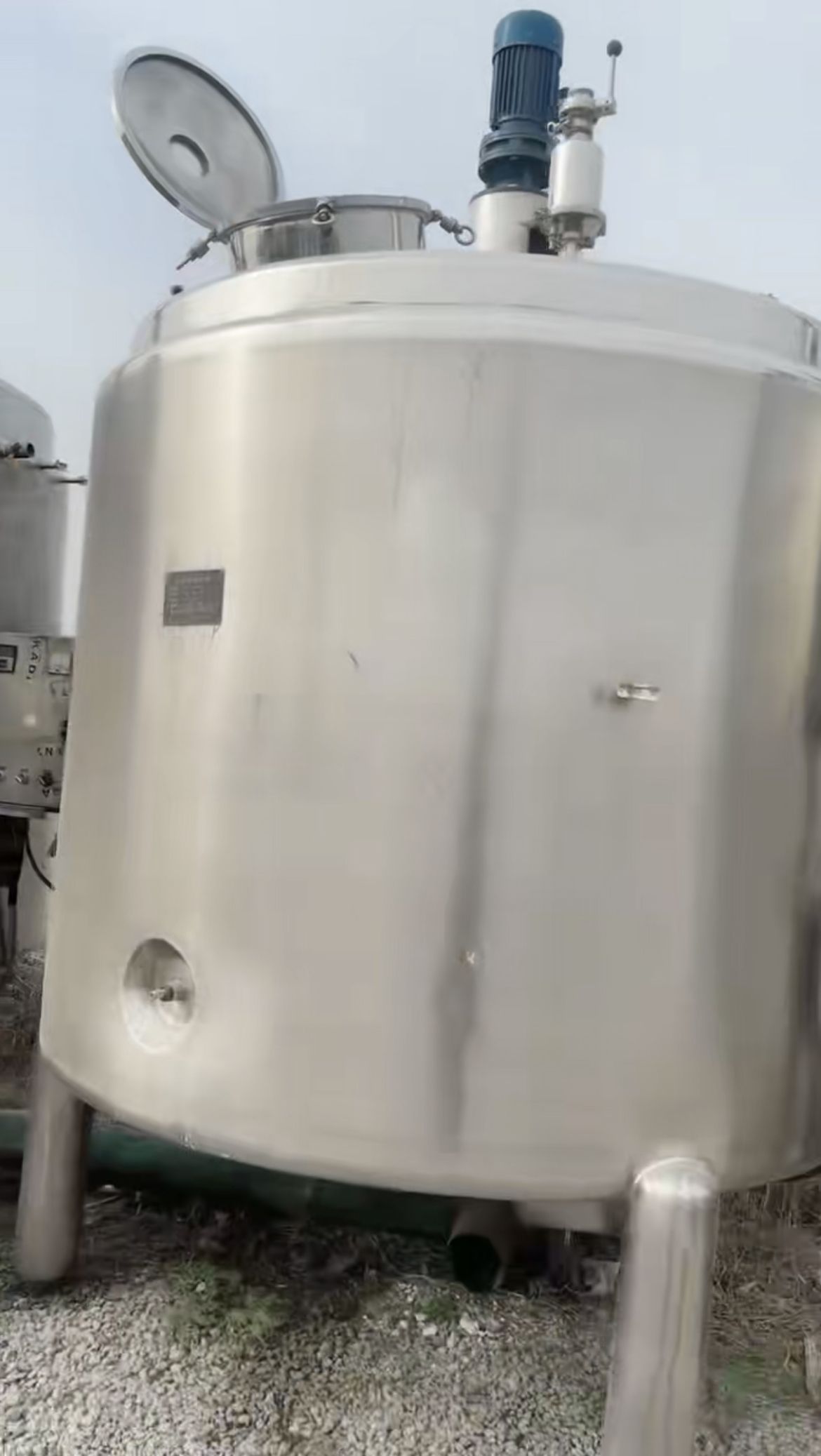 转让9成新二手不锈钢电加热搅拌罐数台！-2