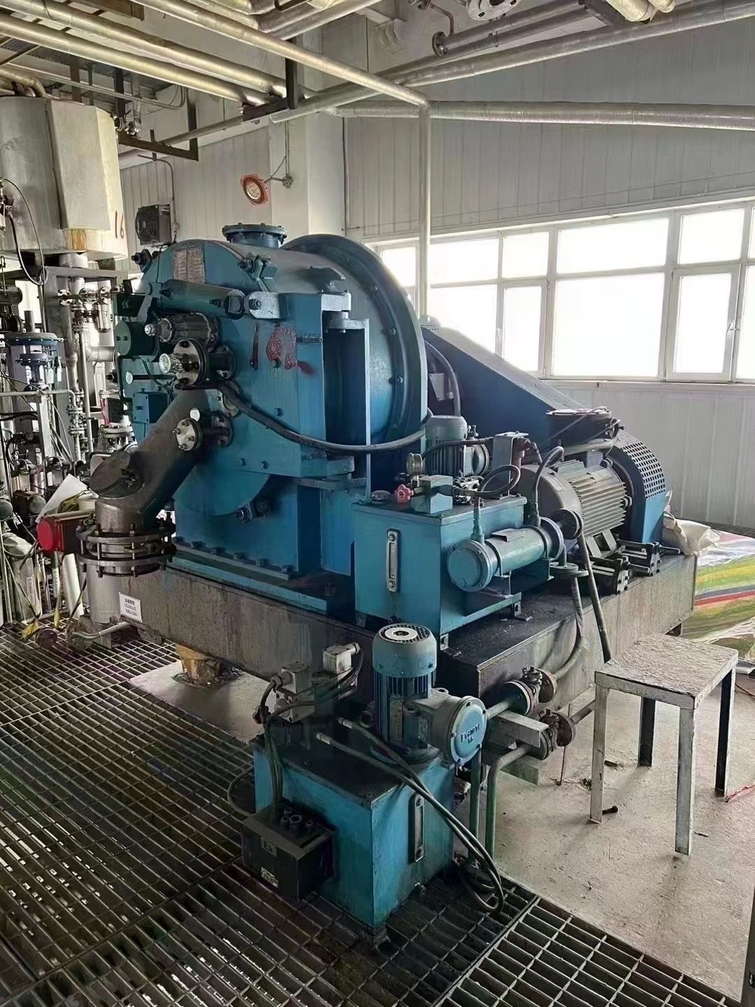 转让9成新二手卧式刮刀离心机10台！-2