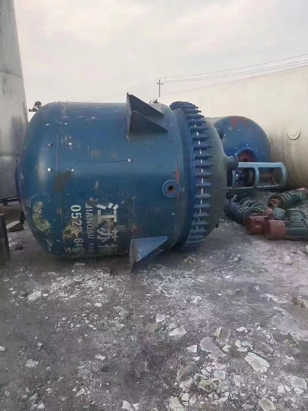 转让9成新二手反应釜数台！-1