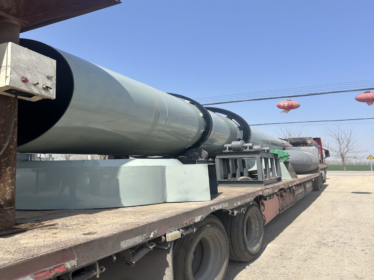 转让9成新1.8x18米木片滚筒烘干机一套 附件齐-1