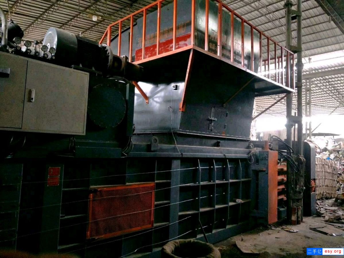 200吨废纸打包机低价出售-1