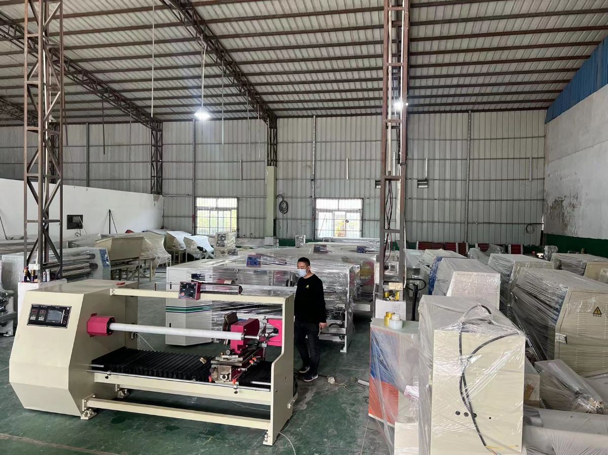 东莞佳源二手封箱胶设备粘胶分切机二手封箱胶带分切机-1