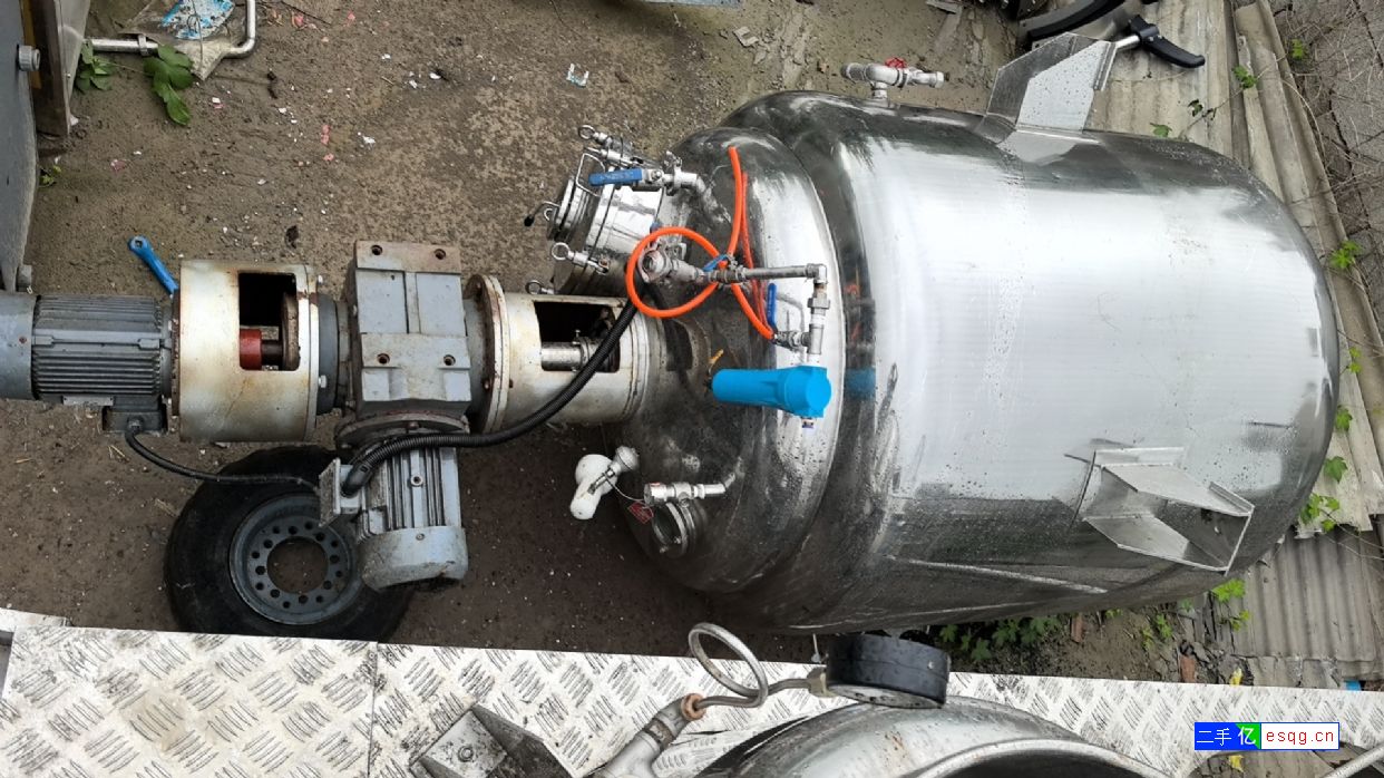 转让8成新真空乳化机组-2