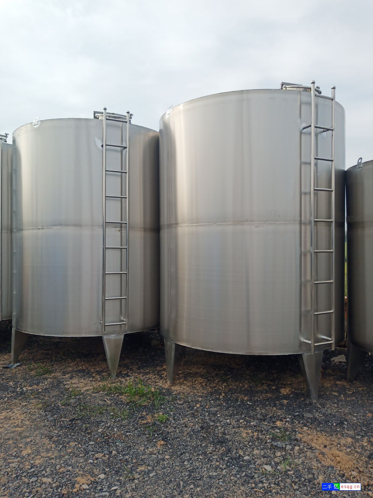 现货出售10立方不锈钢储水罐3台-2