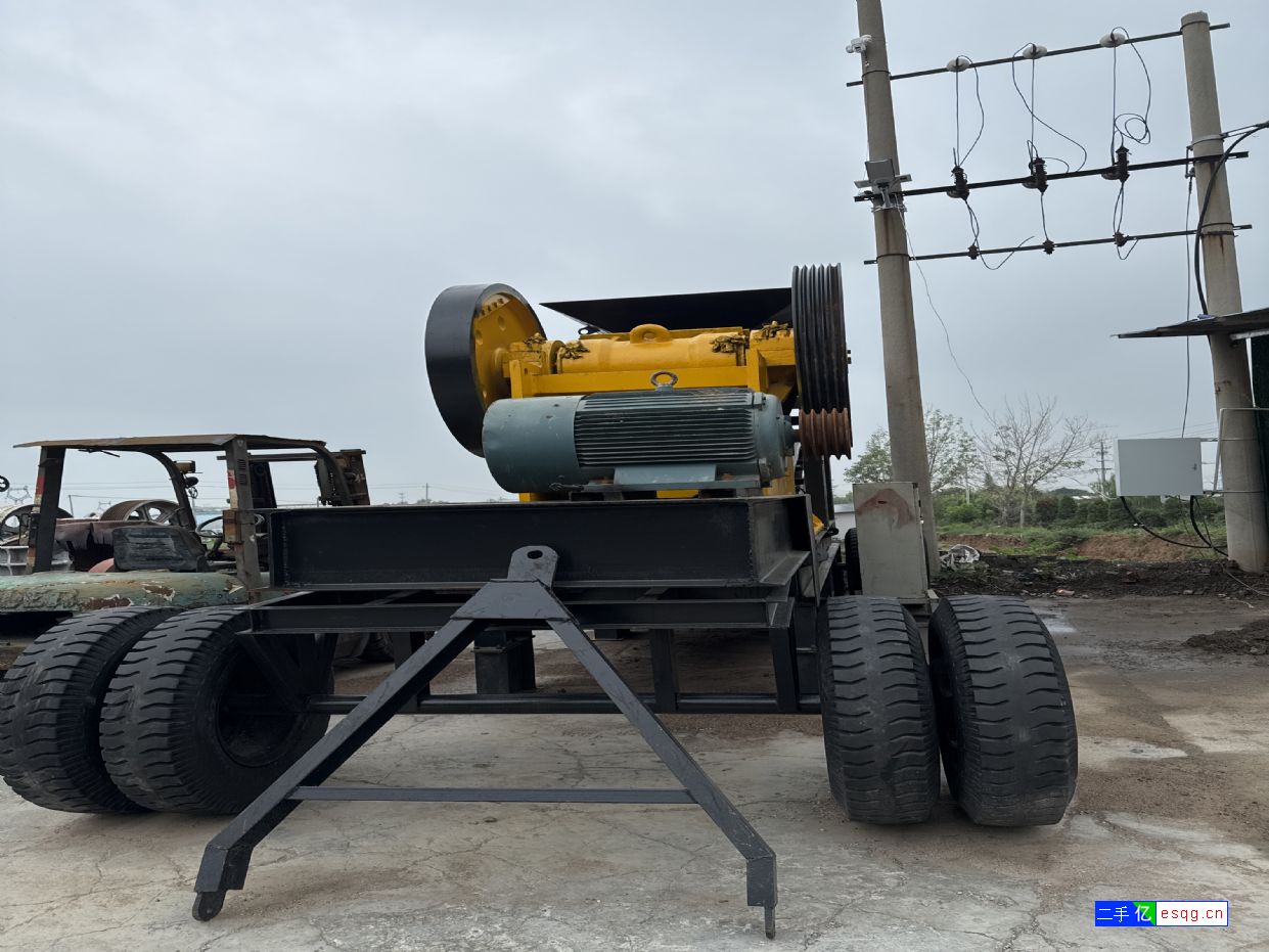 转让移动69鄂式破碎机-1