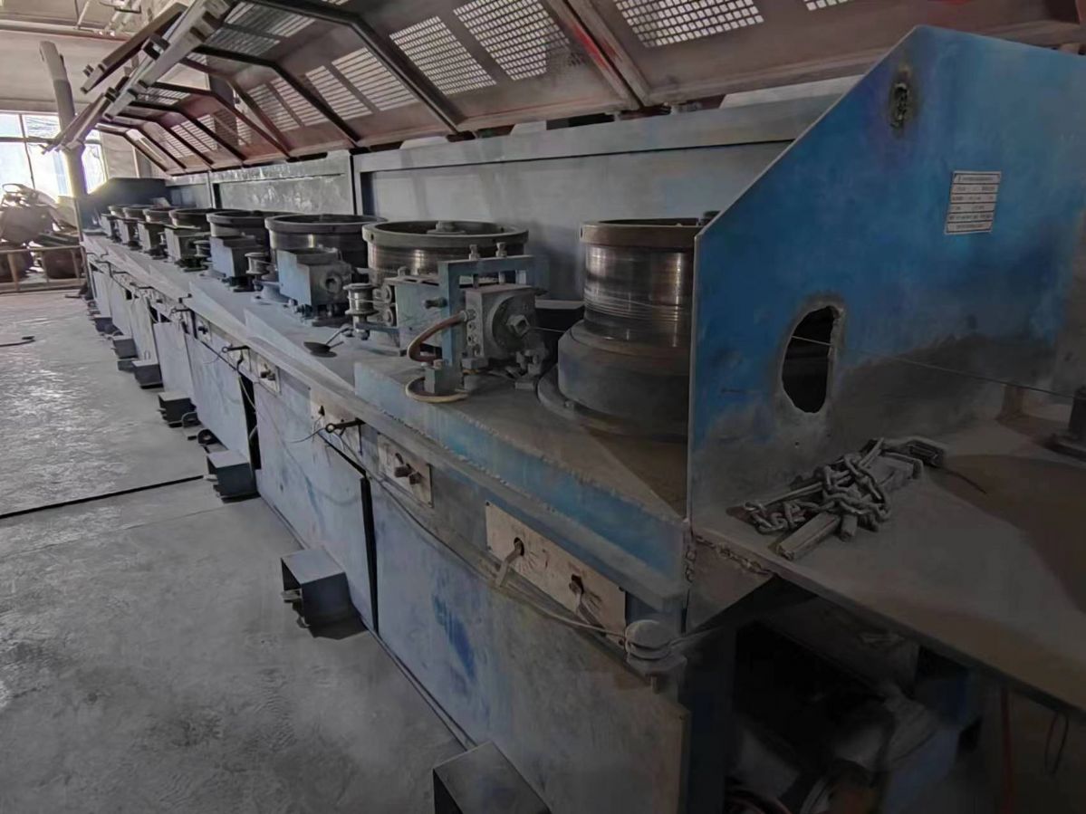 LZ560/8直进式拉丝机-1