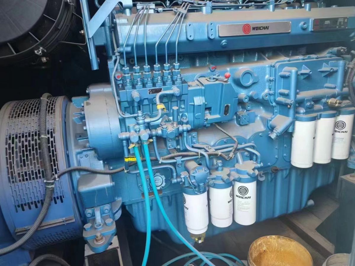 出售潍柴600千瓦发电机组，使用5个小时-2