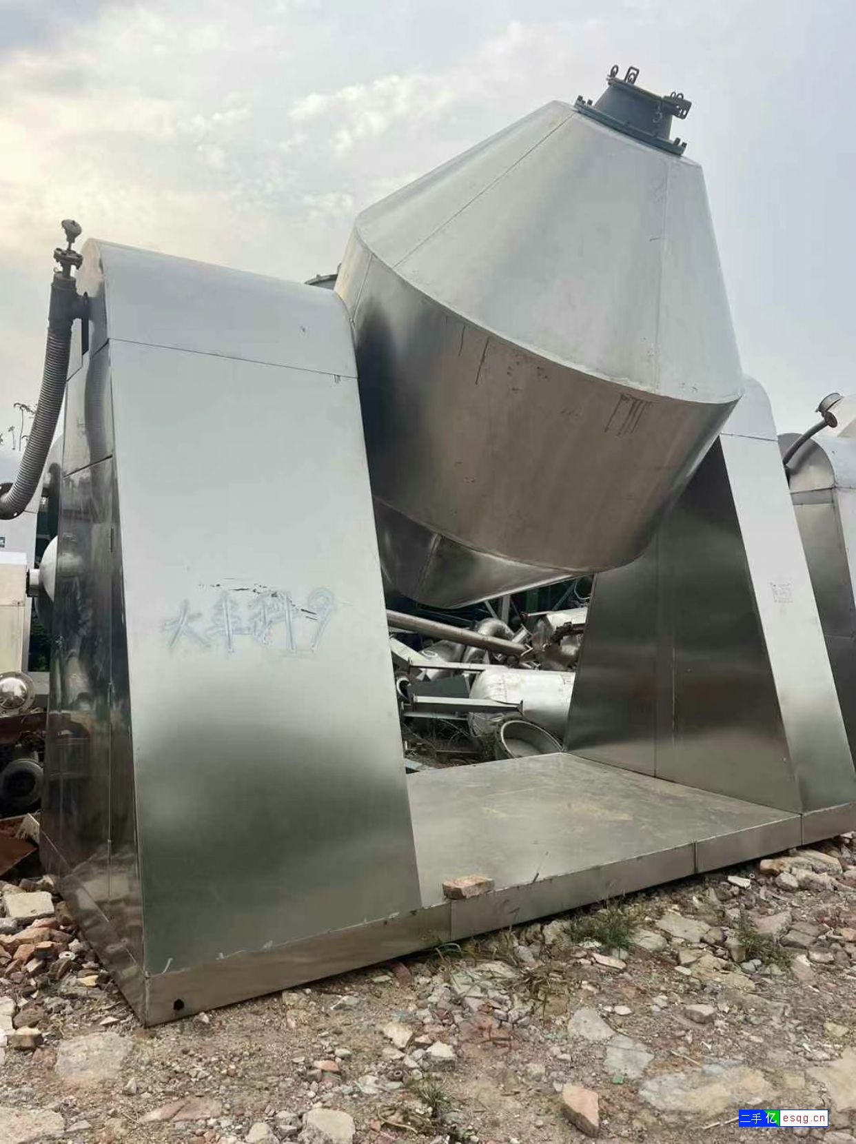 出售二手200升双锥真空干燥机-3