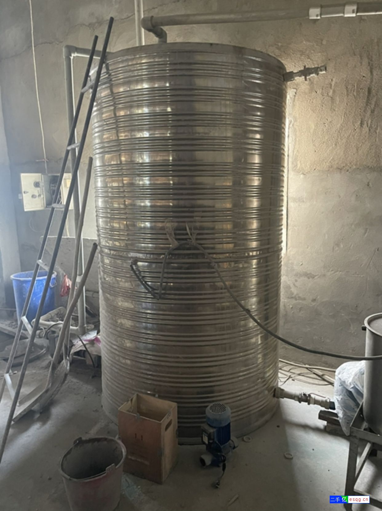 转让9成新二手集成不锈钢水箱-1